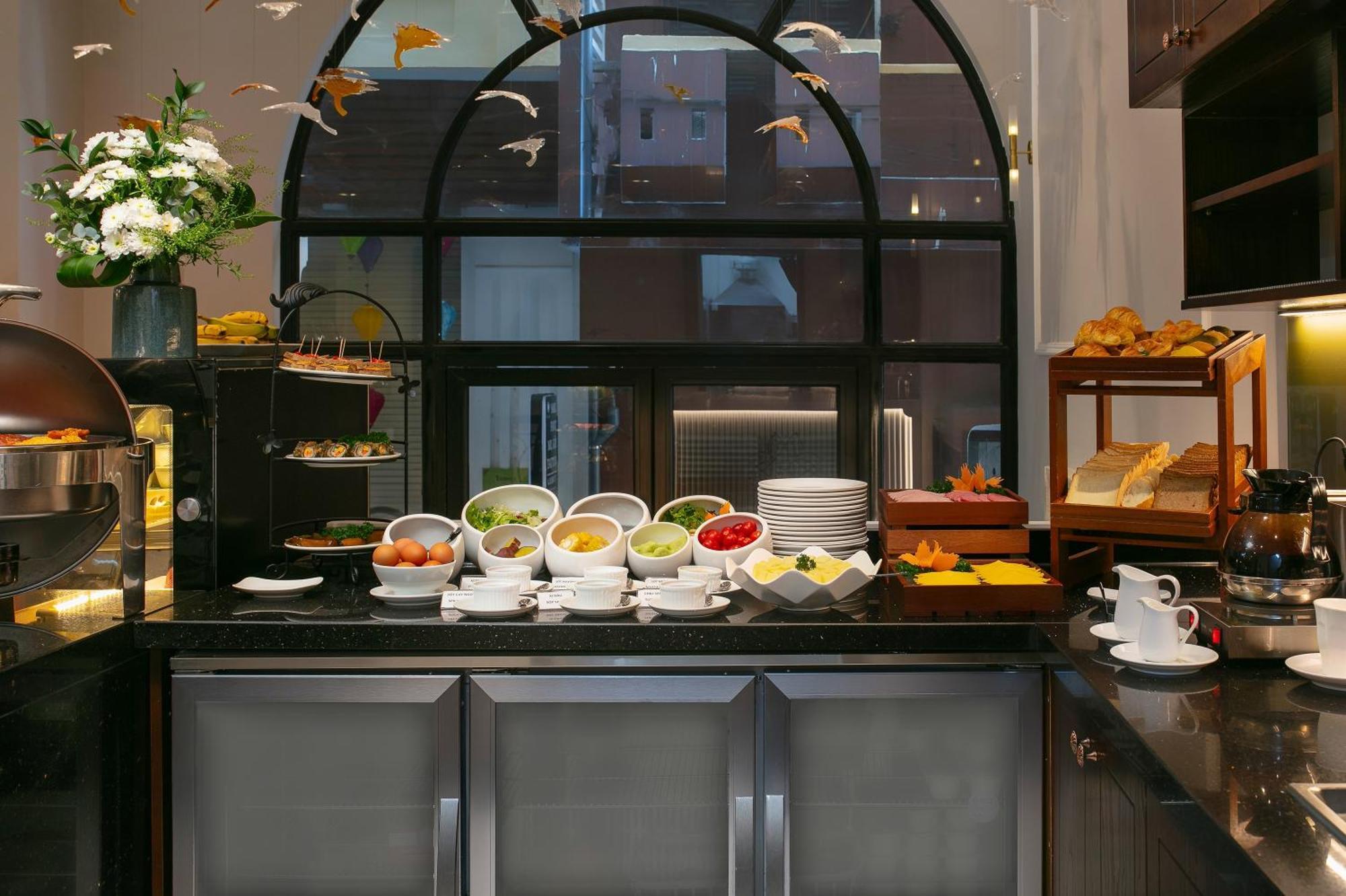 Hanoi Allure Hotel Экстерьер фото