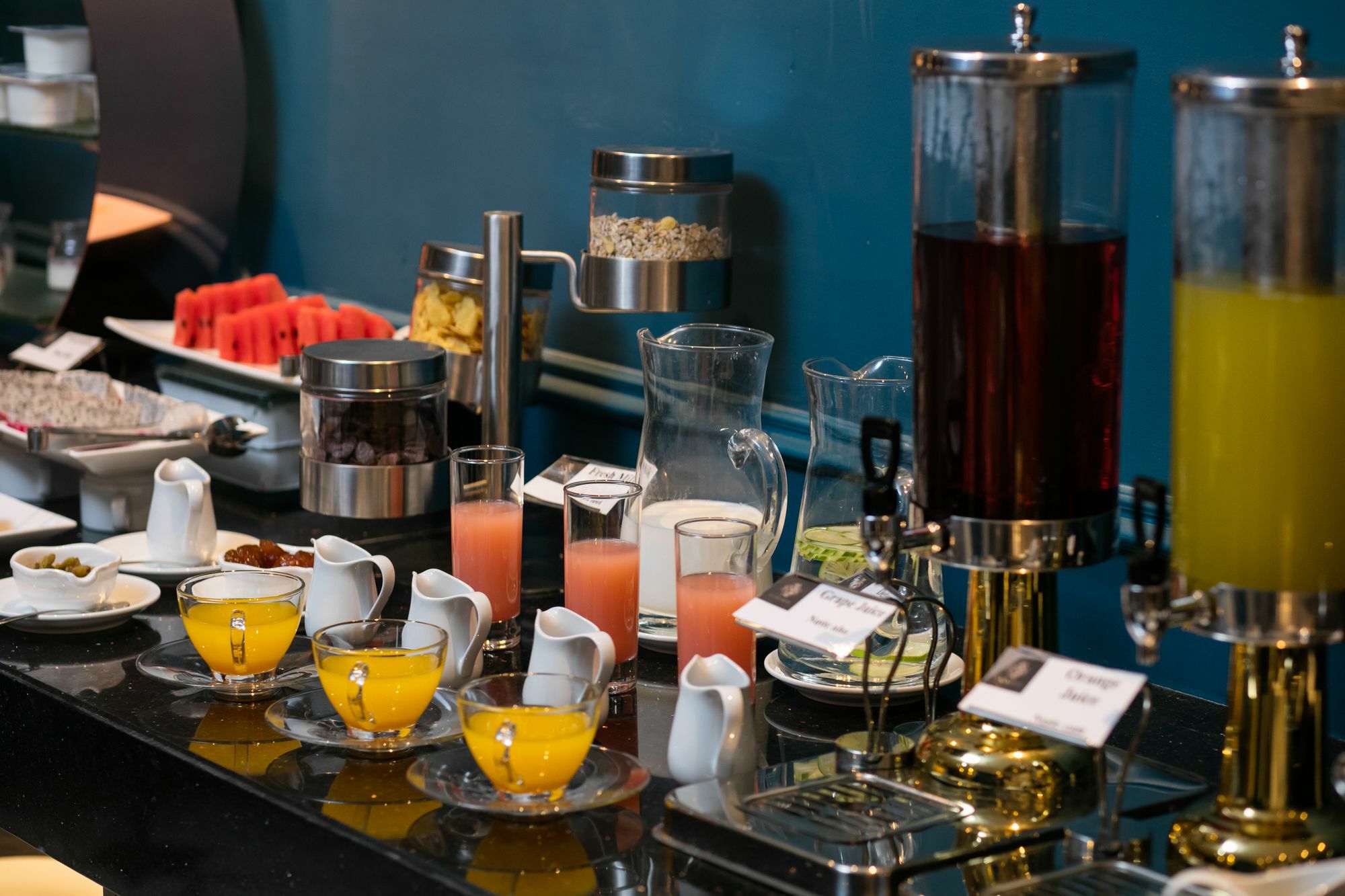Hanoi Allure Hotel Экстерьер фото