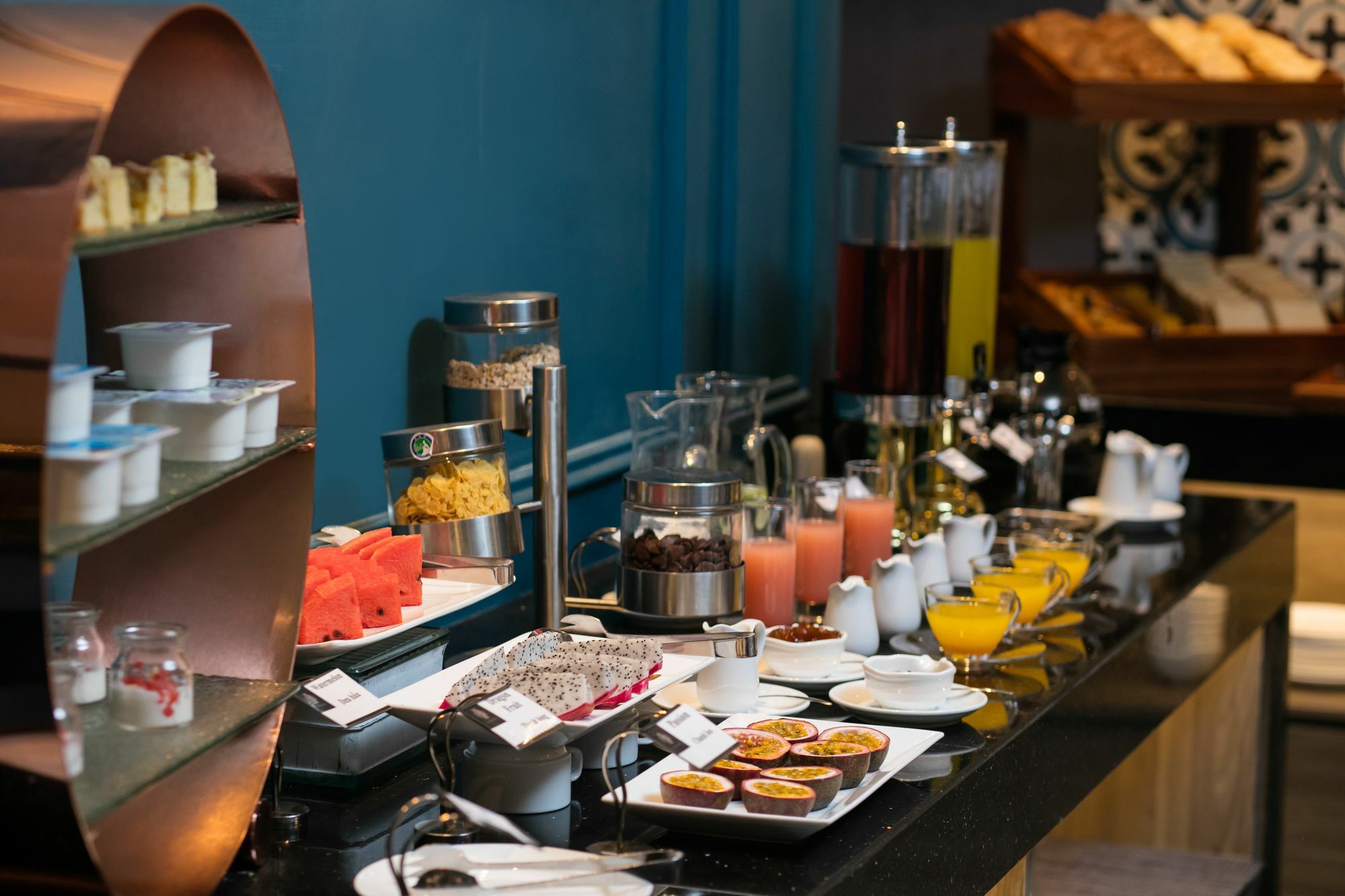 Hanoi Allure Hotel Экстерьер фото