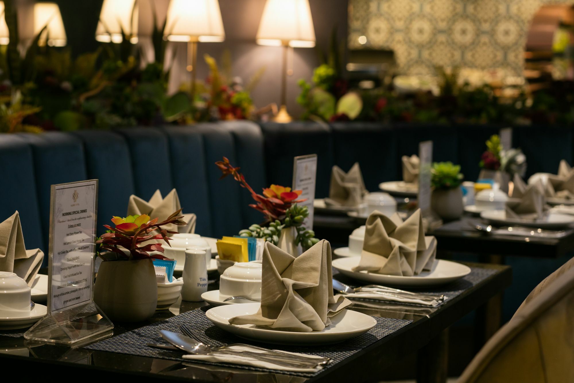 Hanoi Allure Hotel Экстерьер фото